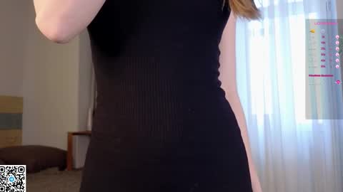 Snapshot of taitatkins chatting on 02.10.25 Emily online show from 02.10.25