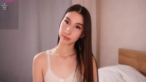 Snapshot of taitechubb chatting on 09.30.25 taitechubb online show from 09.30.25