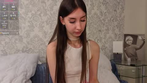 Snapshot of taitechubb chatting on 11.01.25 taitechubb online show from 11.01.25