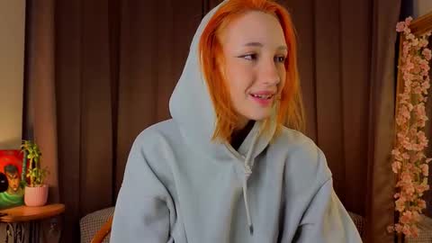 Snapshot of taiteedgington chatting on 10.19.25 im Lally online show from 10.19.25