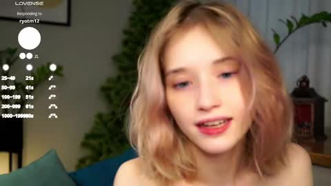 Snapshot of taitehambelton chatting on 02.17.25 Mia online show from 02.17.25