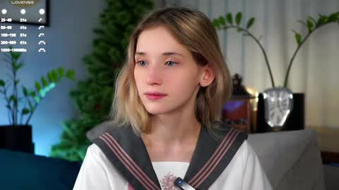 Snapshot of taitehambelton chatting on 02.26.25 Mia online show from 02.26.25