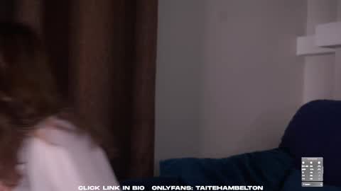 Snapshot of taitehambelton chatting on 10.07.25 Mia online show from 10.07.25