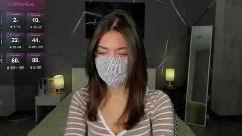 Snapshot of take_me_to_moon chatting on 10.13.25 Sasha online show from 10.13.25