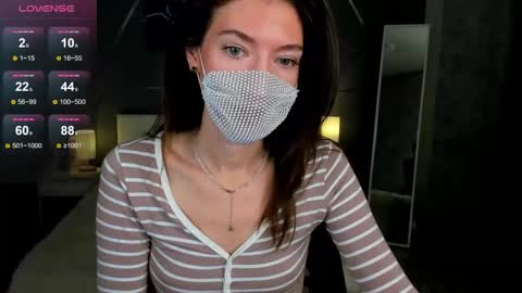 Snapshot of take_me_to_moon chatting on 11.14.25 Sasha online show from 11.14.25