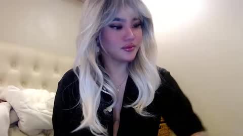 Snapshot of takemeinheaven1 chatting on 02.20.25 Lena online show from 02.20.25