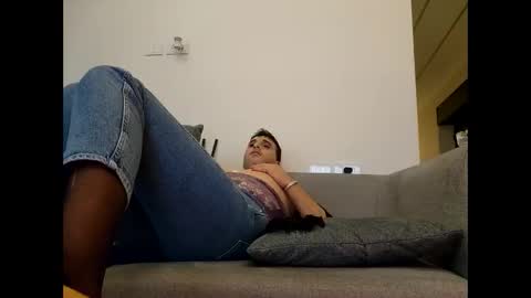 Snapshot of talacros chatting on 02.18.25 Tala online show from 02.18.25