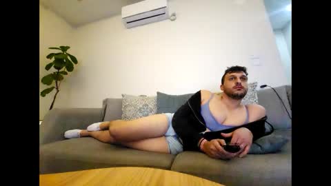 Snapshot of talacros chatting on 10.11.25 Tala online show from 10.11.25