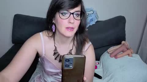 Talia Bloodina online show from 09.25.25