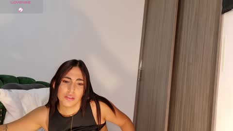 talianaprada_ online show from 04.06.26