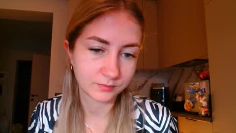  Kira  online show from 02.04.26