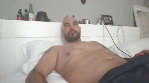 Snapshot of talllatino310 chatting on 03.02.25 talllatino310 online show from 03.02.25