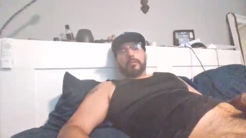 Snapshot of talllatino310 chatting on 11.06.25 talllatino310 online show from 11.06.25