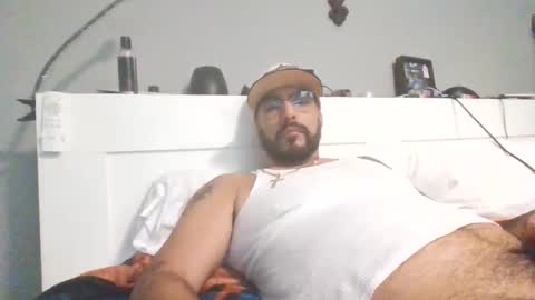 Snapshot of talllatino310 chatting on 11.13.25 talllatino310 online show from 11.13.25