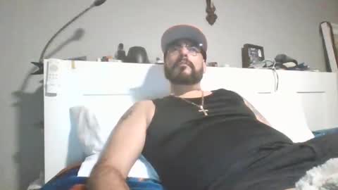 Snapshot of talllatino310 chatting on 12.17.25 talllatino310 online show from 12.17.25