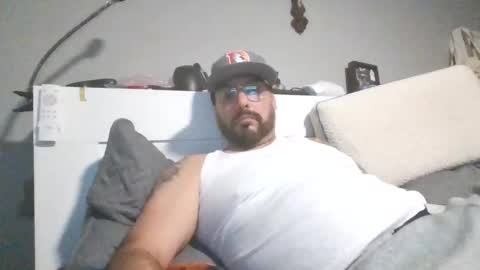 Snapshot of talllatino310 chatting on 01.08.26 talllatino310 online show from 01.08.26