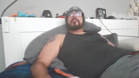 Snapshot of talllatino310 chatting on 02.04.26 talllatino310 online show from 02.04.26