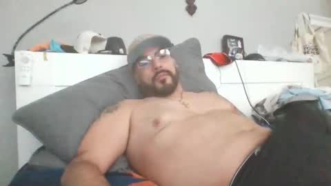 Snapshot of talllatino310 chatting on 02.08.26 talllatino310 online show from 02.08.26