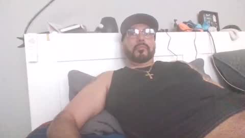 Snapshot of talllatino310 chatting on 02.17.26 talllatino310 online show from 02.17.26