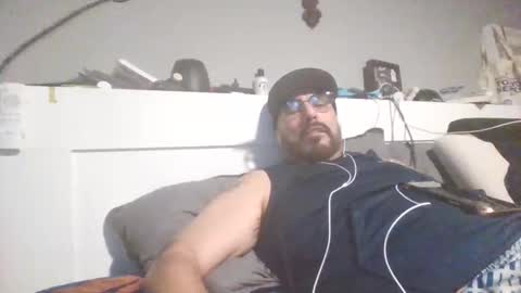 Snapshot of talllatino310 chatting on 02.27.26 talllatino310 online show from 02.27.26