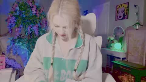 Snapshot of talulaa chatting on 06.12.26 Talula - OF talulaa online show from 06.12.26