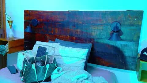    online show from 01.06.26