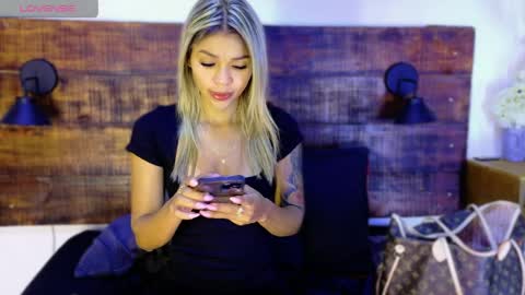    online show from 04.12.26