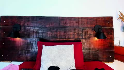 Snapshot of tamara_sanz1 chatting on 06.02.26 online show from 06.02.26