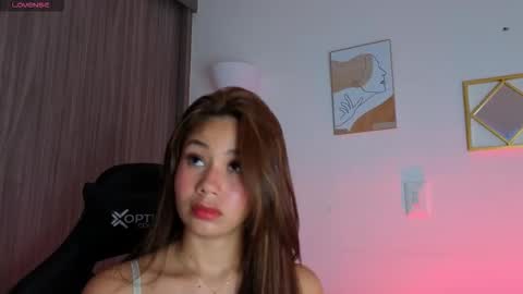 Snapshot of tamara_serra__ chatting on 11.23.25 TAMARA SERRA online show from 11.23.25