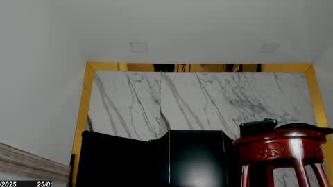 Snapshot of tamara_sex7 chatting on 01.26.25 T A M A R A online show from 01.26.25