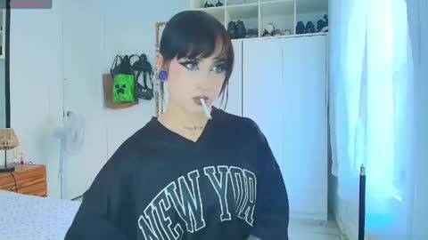 Cami 3 online show from 04.21.26