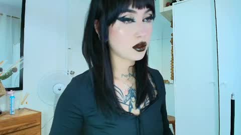 Cami 3 online show from 04.27.26