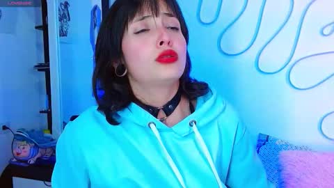 Snapshot of tamararoar chatting on 12.04.25 Tamara online show from 12.04.25