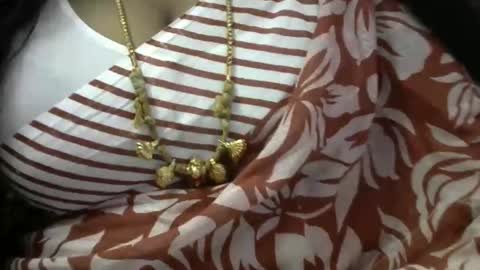 Snapshot of tamil_rathi chatting on 11.17.25 tamil_rathi online show from 11.17.25