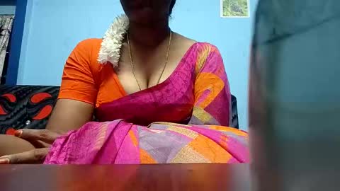 Snapshot of tamilmadhi520 chatting on 11.10.25 tamilmadhi520 online show from 11.10.25