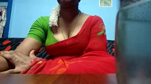 Snapshot of tamilmadhi520 chatting on 11.23.25 tamilmadhi520 online show from 11.23.25