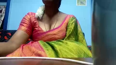 Snapshot of tamilmadhi520 chatting on 11.25.25 tamilmadhi520 online show from 11.25.25
