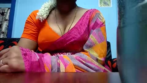 Snapshot of tamilmadhi520 chatting on 04.20.26 tamilmadhi520 online show from 04.20.26