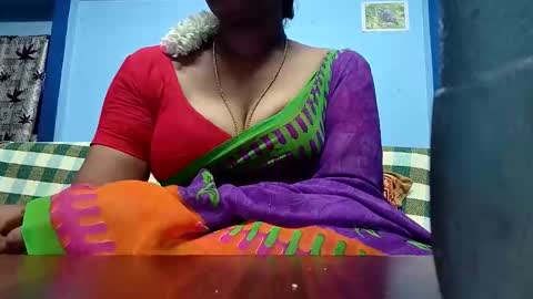 Snapshot of tamilmadhi520 chatting on 05.05.26 tamilmadhi520 online show from 05.05.26
