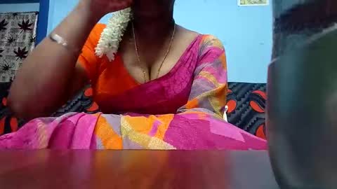 Snapshot of tamilmadhi520 chatting on 05.17.26 tamilmadhi520 online show from 05.17.26