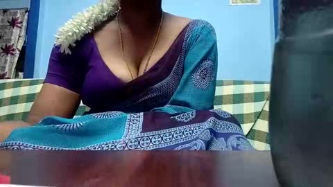 Snapshot of tamilmadhi520 chatting on 05.31.26 tamilmadhi520 online show from 05.31.26