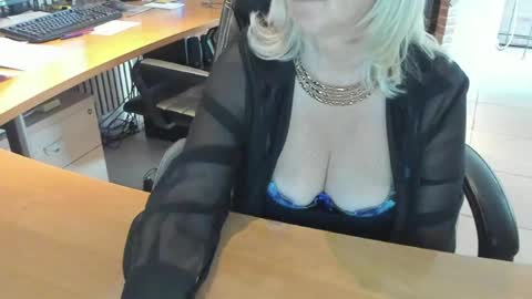 Snapshot of tammy4camfun chatting on 06.17.26 Tammy online show from 06.17.26