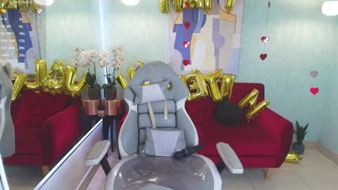 Snapshot of tammy_petit chatting on 02.15.25 Tammy online show from 02.15.25