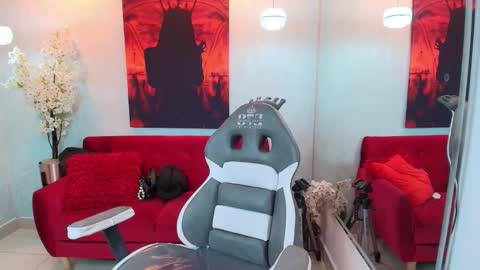 Snapshot of tammy_petit chatting on 10.14.25 Tammy online show from 10.14.25