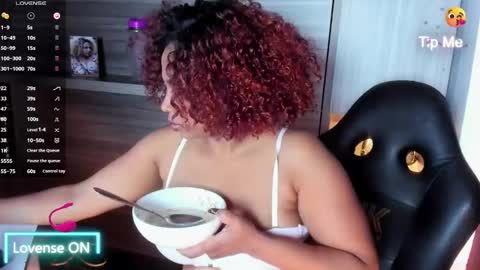 Snapshot of tammybrown1 chatting on 01.28.25 T A M M Y online show from 01.28.25