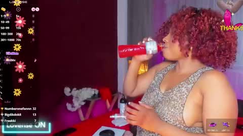 Snapshot of tammybrown1 chatting on 02.01.25 T A M M Y online show from 02.01.25