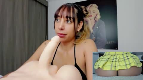 Tamara online show from 10.24.25