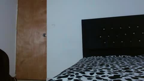 Snapshot of tamy_sexygirl chatting on 02.25.25 tamy online show from 02.25.25