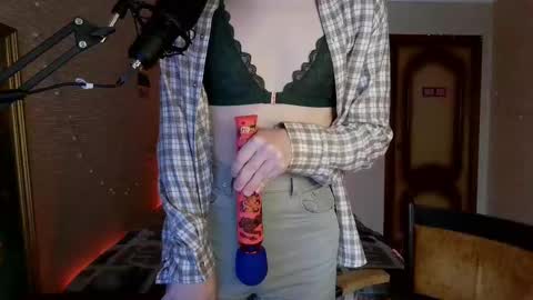 Milena Kuprianova online show from 02.27.25