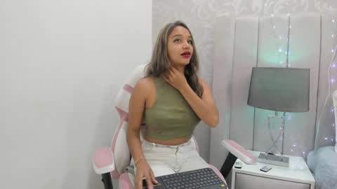 TaniaCarter online show from 01.16.25